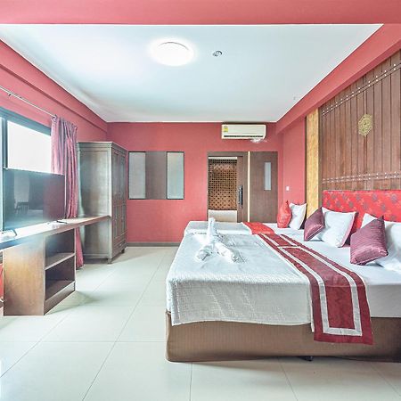 The Wing Design Hotel Bangkok Exterior photo