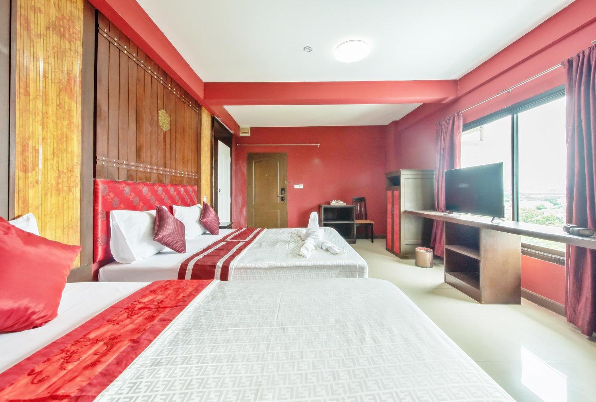 The Wing Design Hotel Bangkok Exterior photo