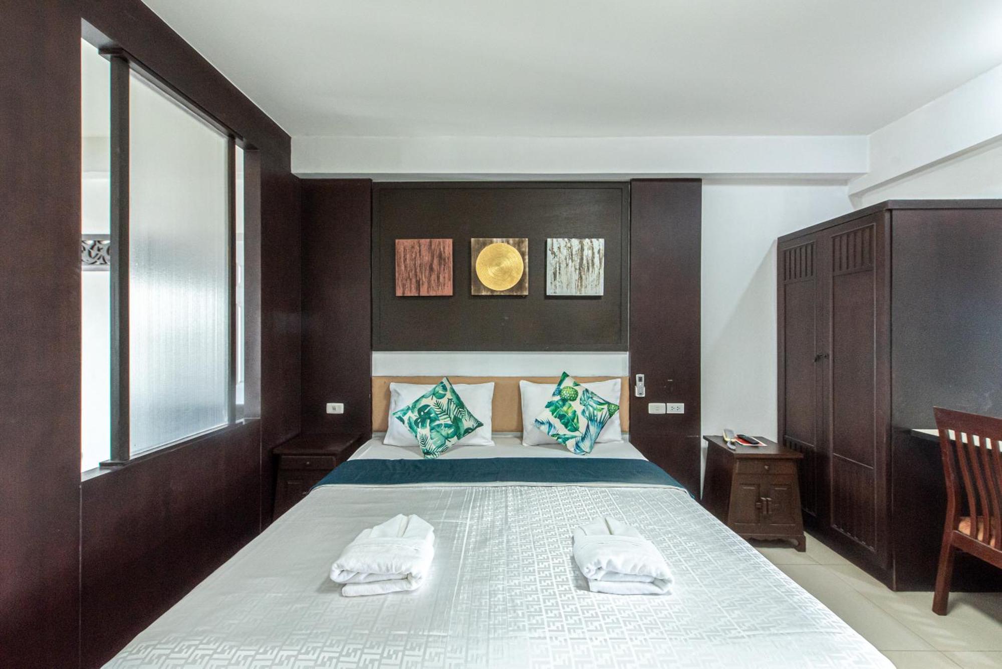 The Wing Design Hotel Bangkok Exterior photo