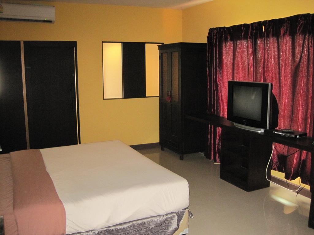 The Wing Design Hotel Bangkok Room photo