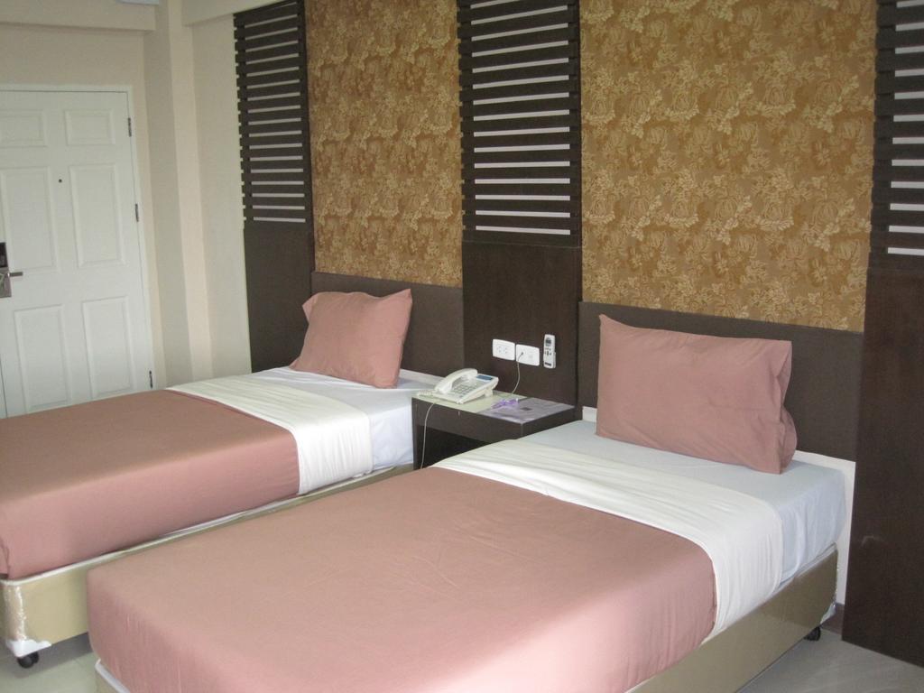 The Wing Design Hotel Bangkok Room photo
